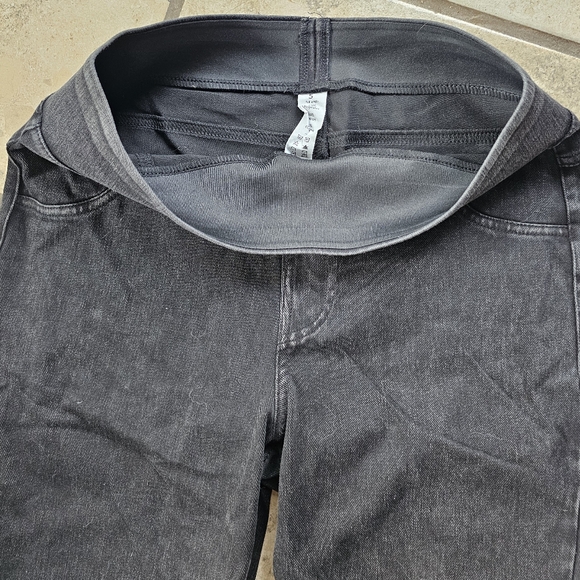 Halara jeans - Picture 2 of 3